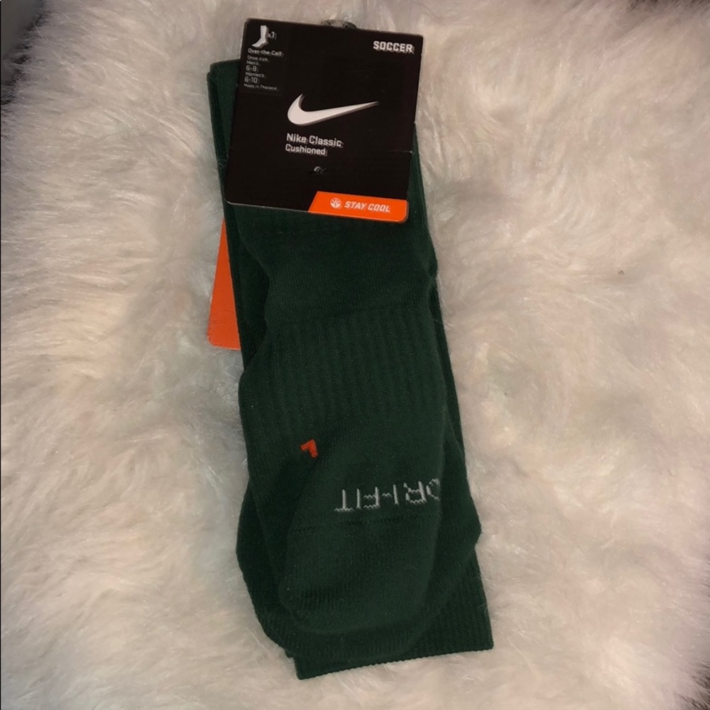 nike classic cushion socks